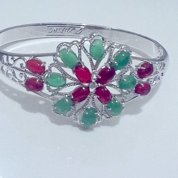 Bracelet - Picture 1 of 4